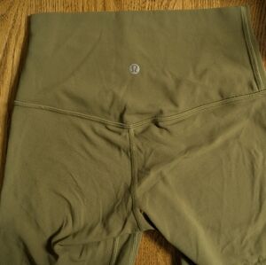 EUC Lululemon "4 Shorts In Army green. They Are A Size 4 And In Excellent Condit